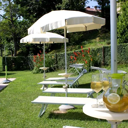 Apartment Belvilla By Oyo In Sassoleone With Pool